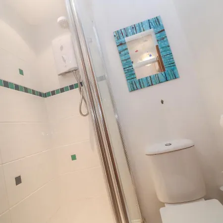 8 Sennen Heights Penzance